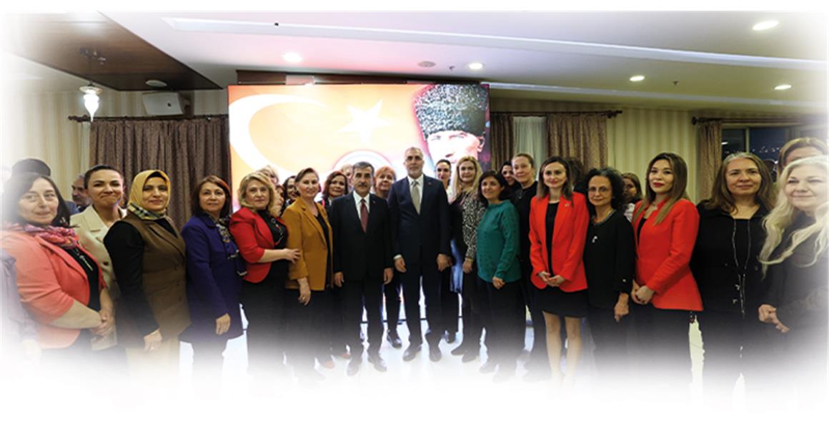 İftar Soframızda Çalışma Bakanı Vedat Işıkhan'ı Ağırladık